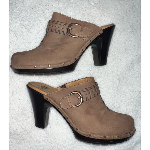 Sofft Brown Suede Leather Heeled Mules Clogs Slip On - size 8.5 - D14 - Picture 2 of 8